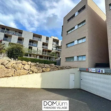 Domuum Holidays - Paradise Village Gf Apartment *