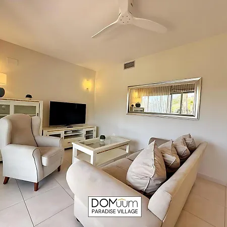 Domuum Holidays - Paradise Village Gf Apartment *