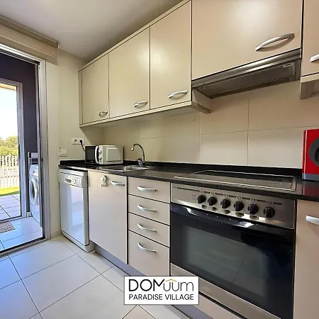 Domuum Holidays - Paradise Village Gf Σαλού