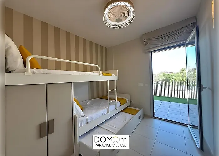 Domuum Holidays - Paradise Village Gf * Salou