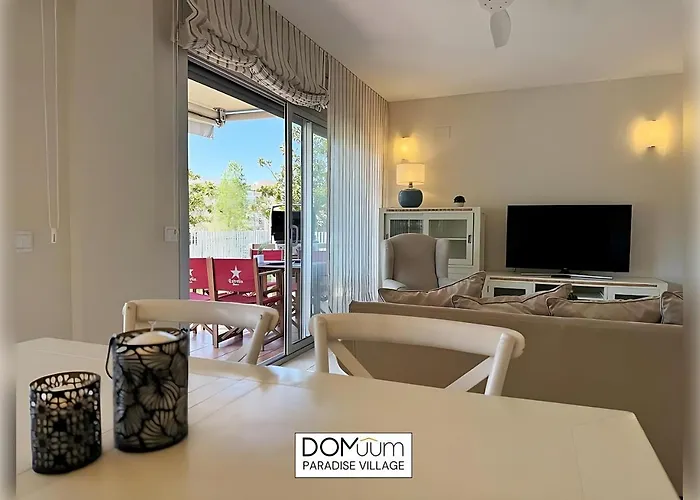 Domuum Holidays - Paradise Village Gf Apartament